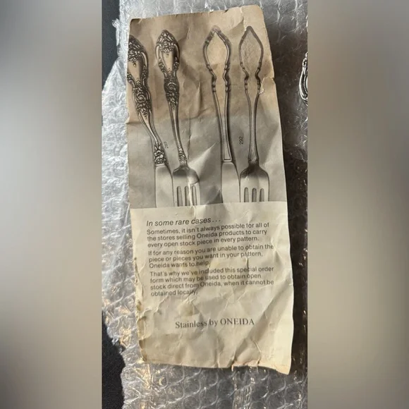 Oneida Wordsworth Rose Stainless Flatware USA Silverware Forks, Knives 26 Pcs - Picture 6 of 16